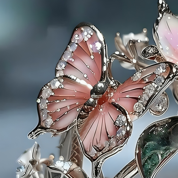 Croia™ | Butterfly Ring with Zirconia
